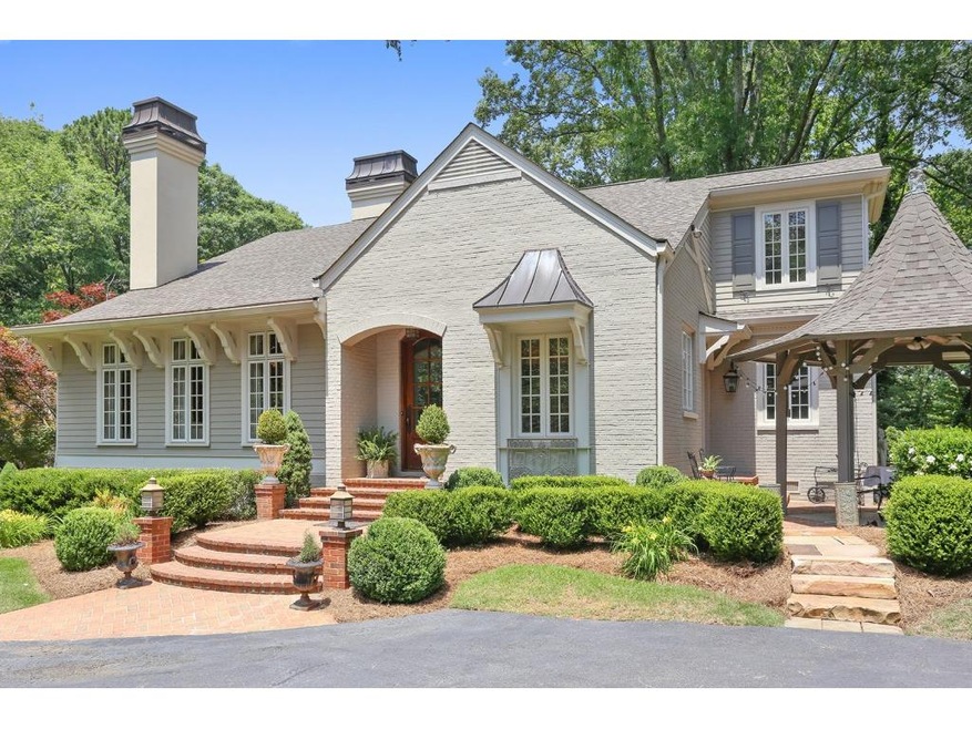 314 N Hillcrest Dr SW, Marietta, GA 30064 - photo 1