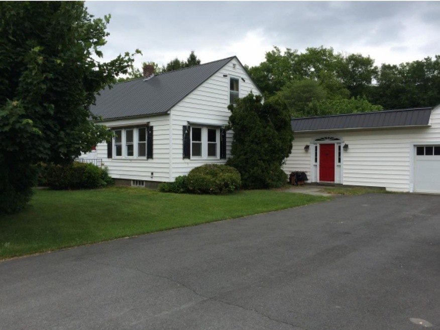 154 N Main St, West Lebanon, NH 03784 - photo 1