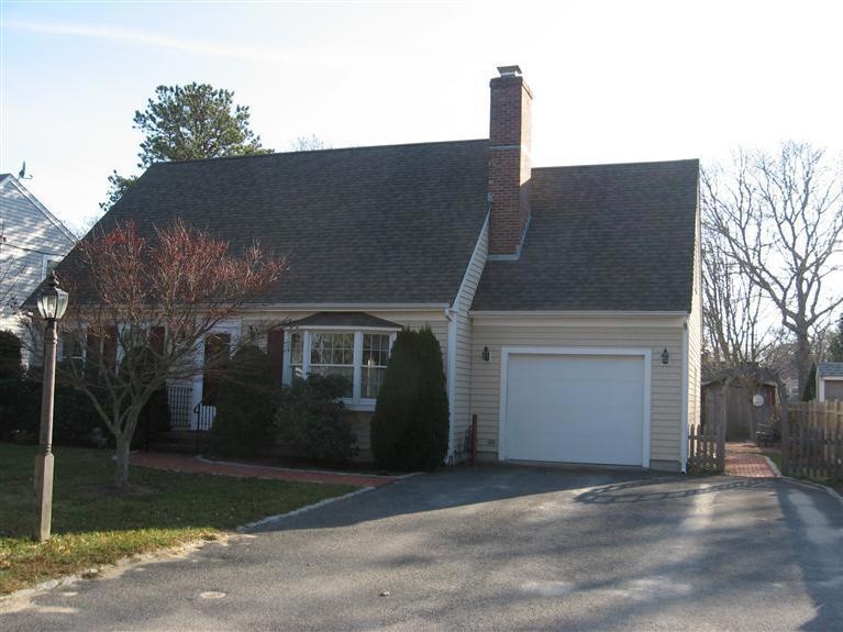 61 Winthrop Dr, East Falmouth, MA 02536 - photo 1