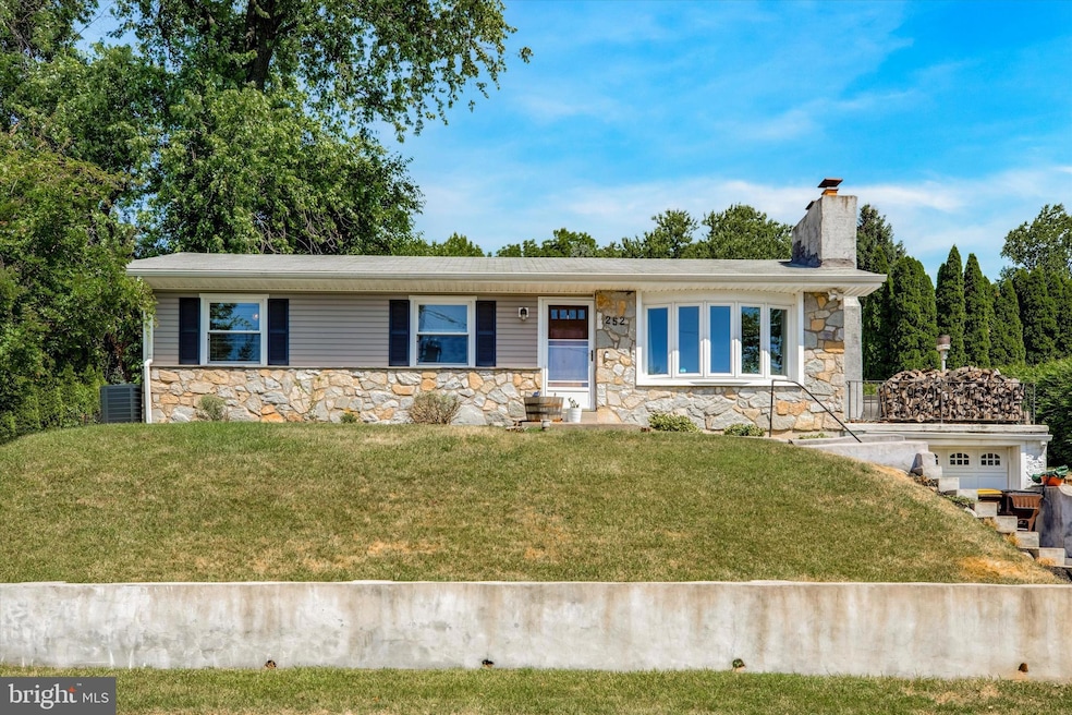 252 Kentucky Ave, Conshohocken, PA 19428 - photo 1