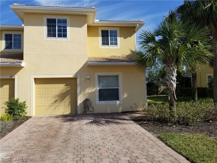 Front elevation of Home, end unit