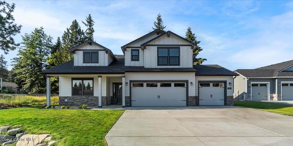 For Sale $669,990 • Co-Listing Agent