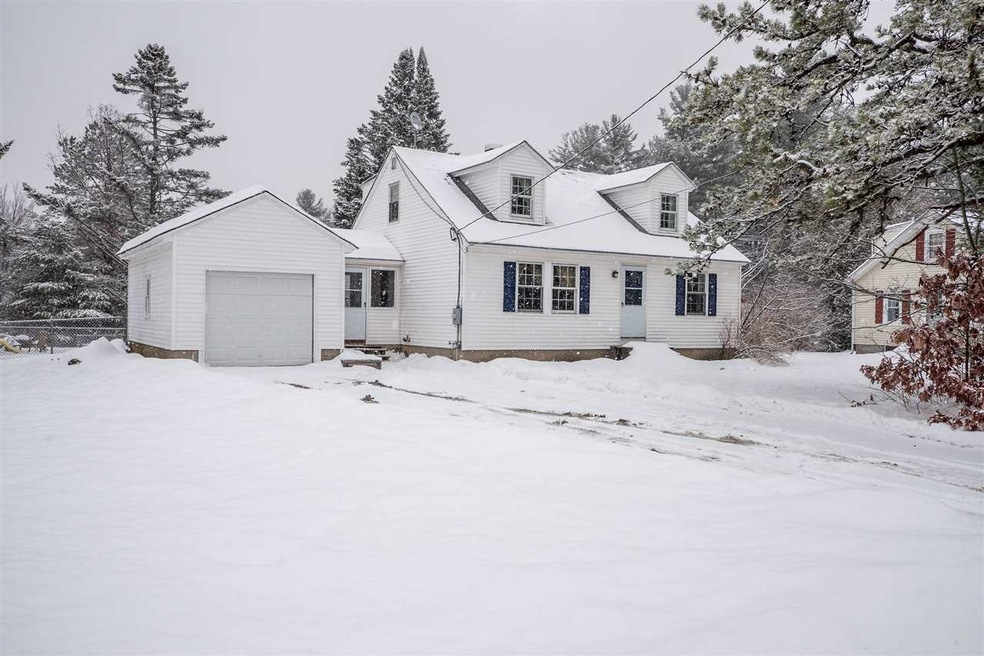 97 Chestnut Hill Rd, Rochester, NH 03867 - photo 1