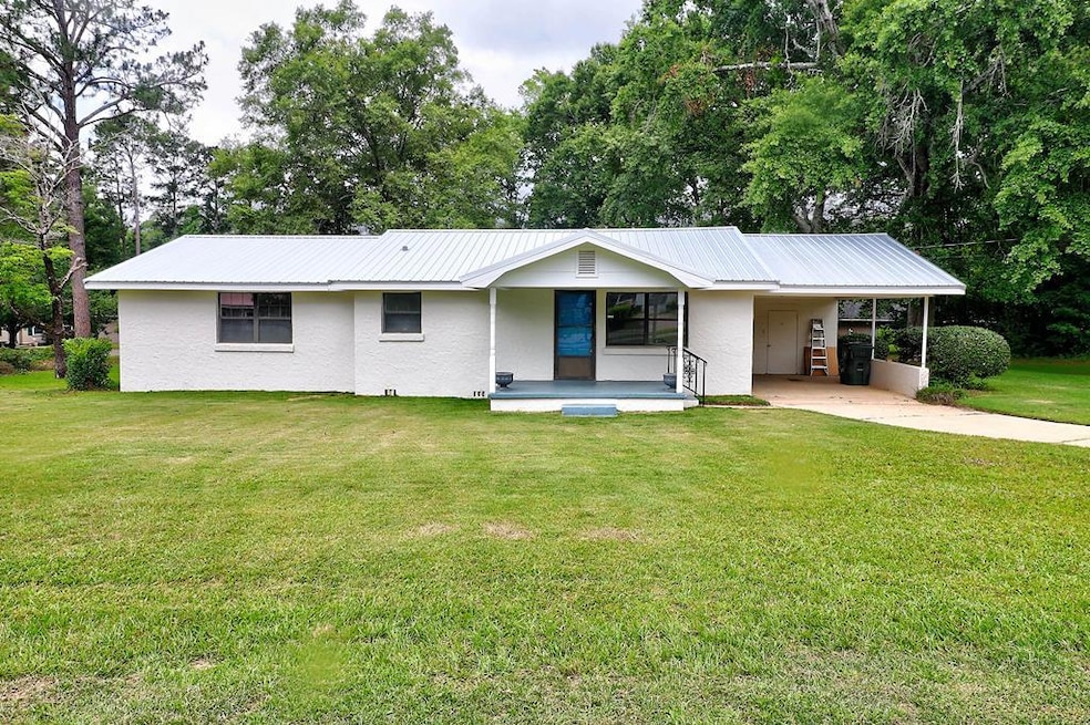 382 Timbers Dr, Dothan, AL 36301 - photo 1