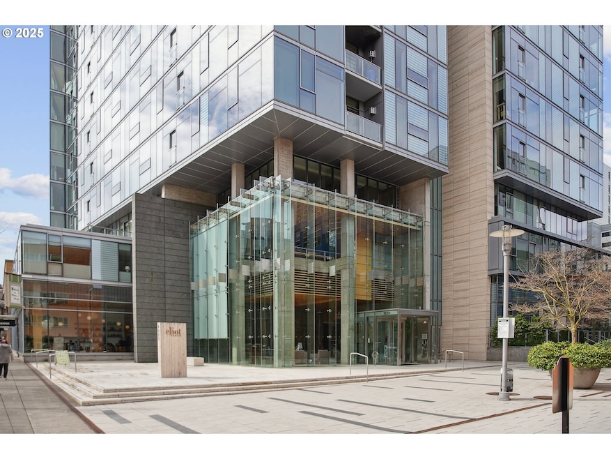 Eliot Tower unit 1110, Portland, OR 97205 - photo 1