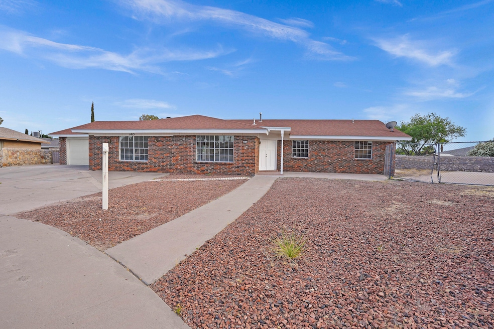 1415 Monte Negro Dr, El Paso, TX 79935 - photo 1