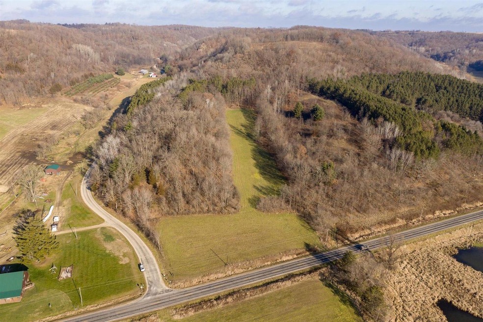 04-La Farge Parcels-0311
