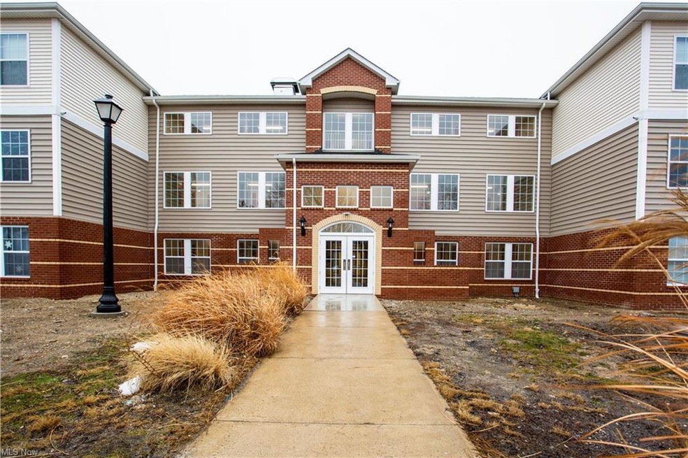 Chandlers Lane Condominiums unit 227, Olmsted Falls, OH 44138 - photo 1