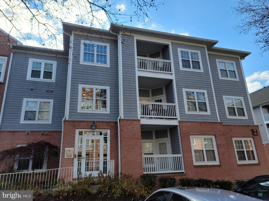 9130 Groffs Mill Dr unit 9130, Owings Mills, MD 21117 - photo 1