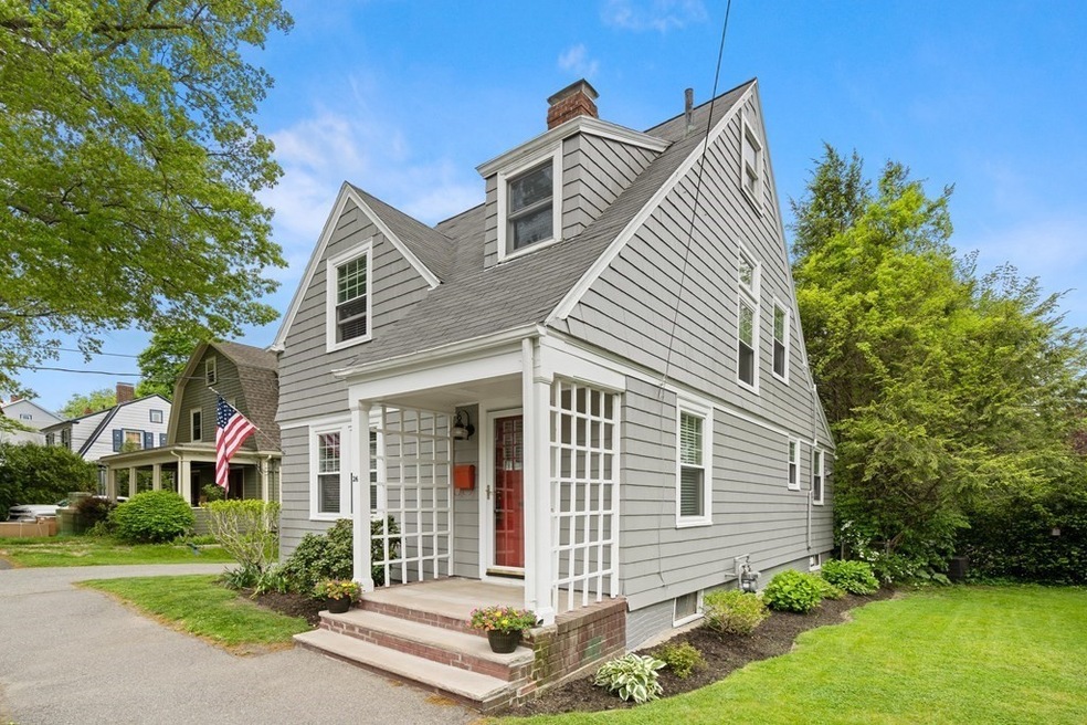26 Thomas Rd, Swampscott, MA 01907 - photo 1