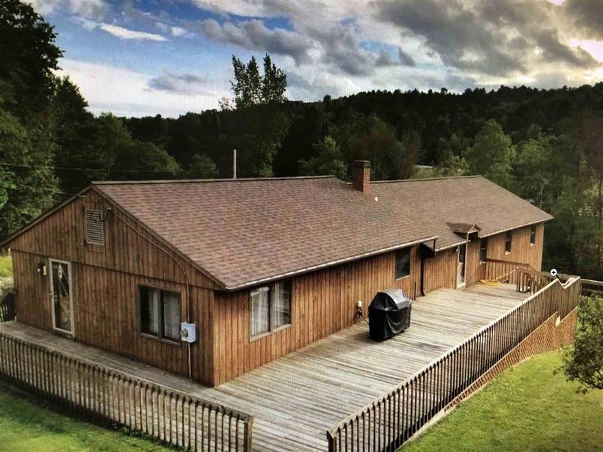 23 Coffin Rd, Saint Johnsbury, VT 05819 - photo 1