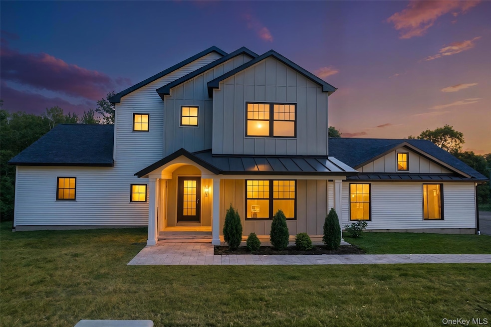 1708 Fieldstone Manor Dr, Mohegan Lake, NY 10547 - photo 1