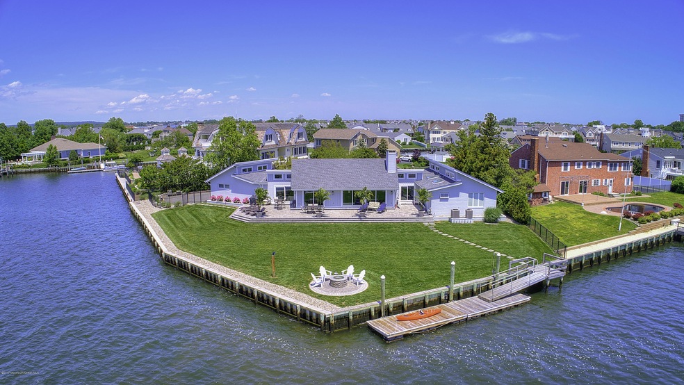 27 Gull Point-6