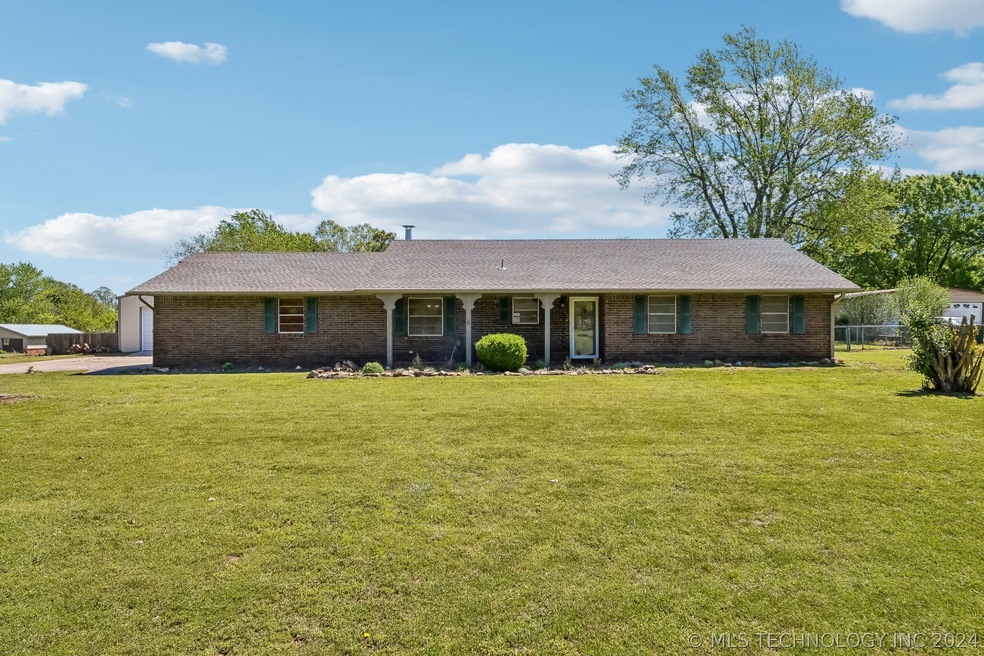 9715 S 239th East Ave, Broken Arrow, OK 74014 - photo 1