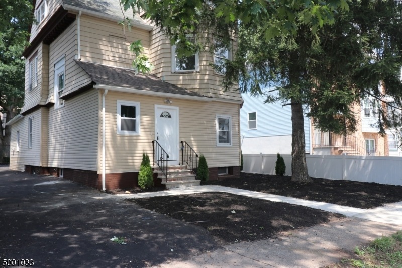 Sold $455,000 • Co-Listing Agent