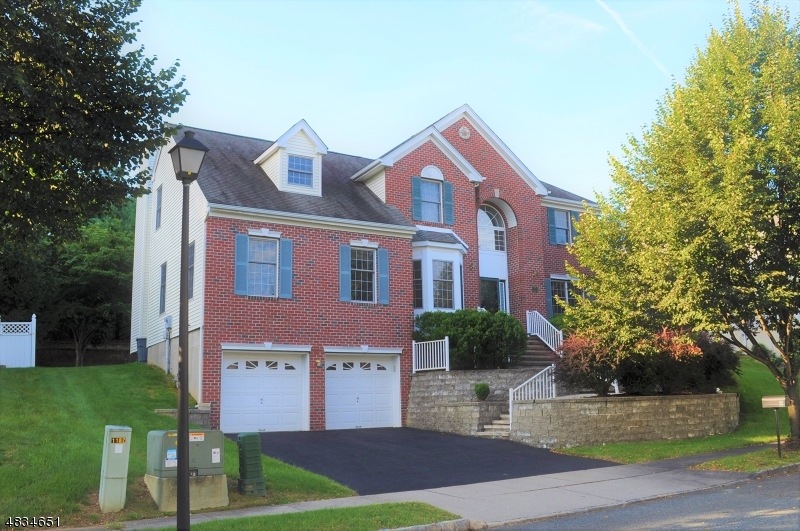 8 Dickinson Ct, Ledgewood, NJ 07852 - photo 1