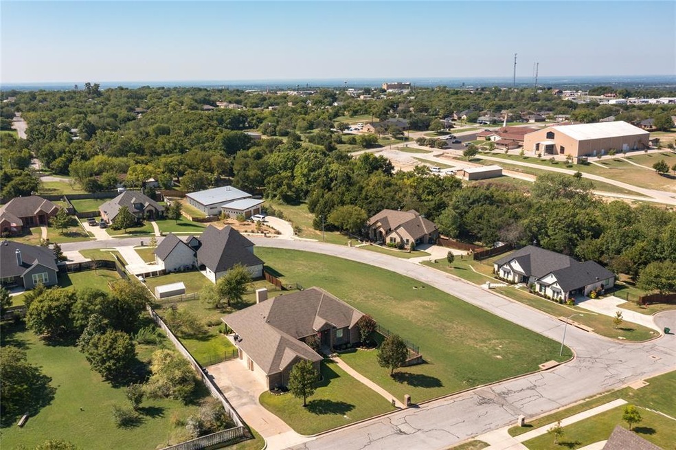 305 William Allen Ln, Decatur, TX 76234 - photo 1