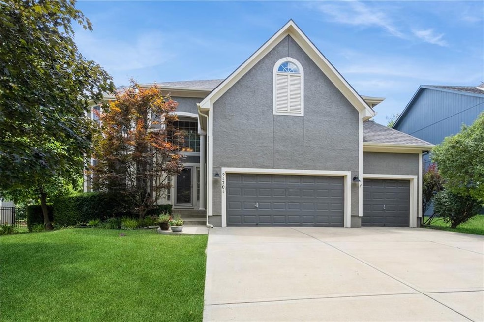 21701 W 100th St, Lenexa, KS 66220 - photo 1