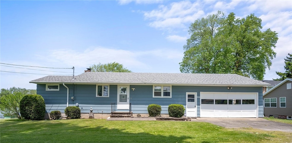 958 Point Ln, Kent, NY 14477 - photo 1