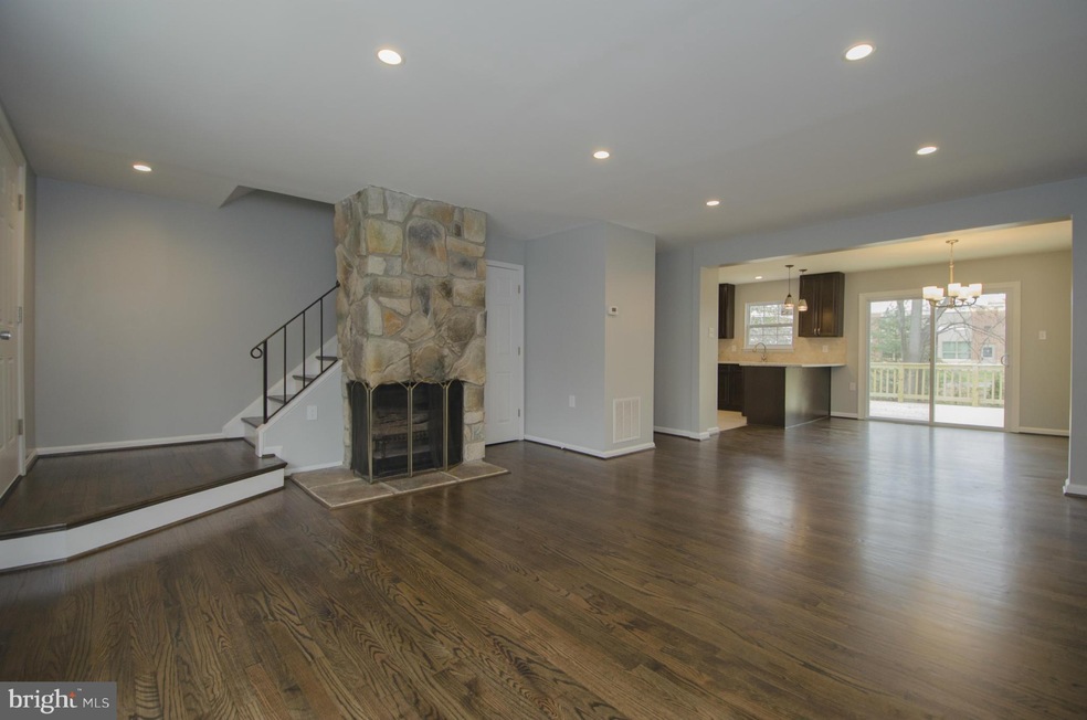 6101 Calico Pool Ln, Burke, VA 22015 - photo 1