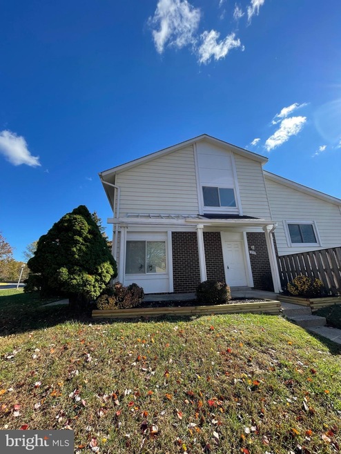 18545 Bay Leaf Way, Germantown, MD 20874 - photo 1