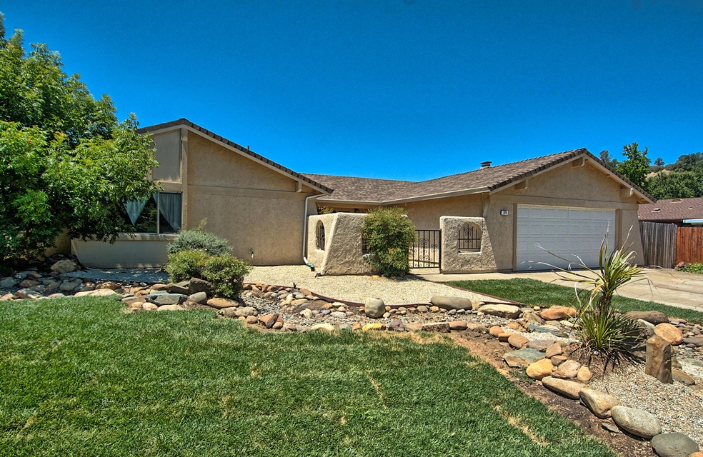 374 Agate Way