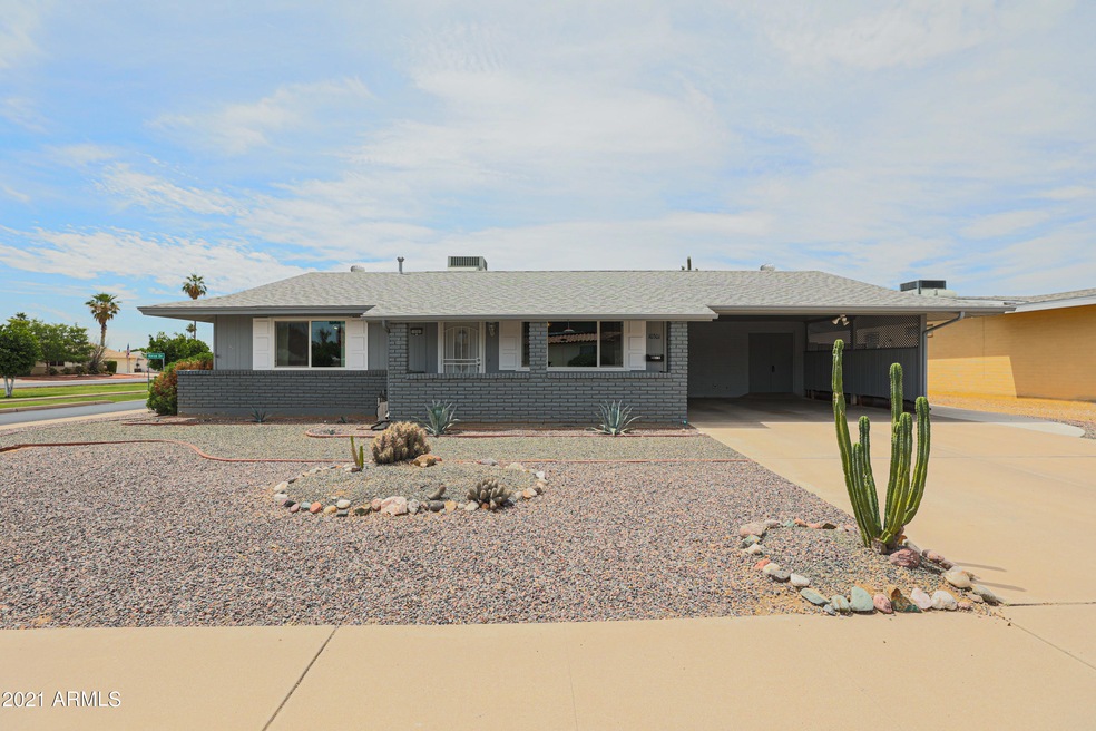 10301 W Mission Ln, Sun City, AZ 85351 - photo 1