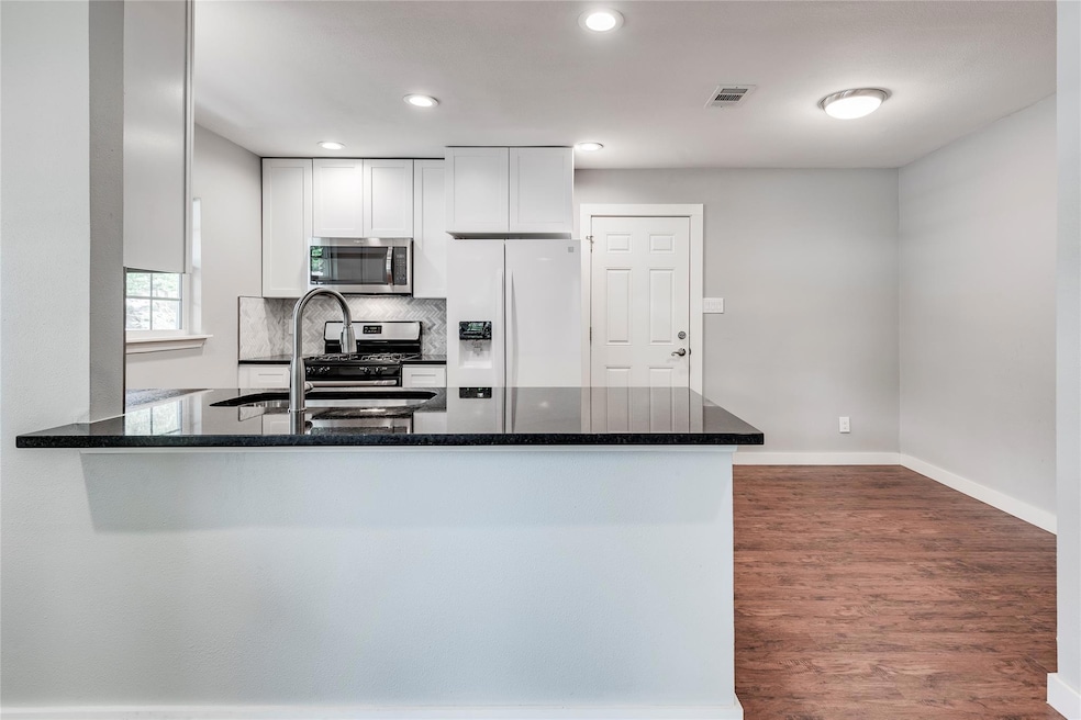 For Rent $2,100/month