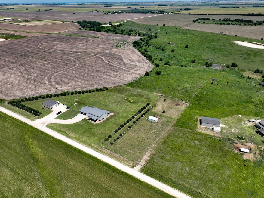 2114 290 Rd, Beloit, KS 67420 - photo 1