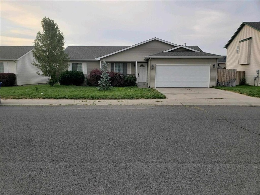 421 E Tara Lee Ave, Medical Lake, WA 99022 - photo 1