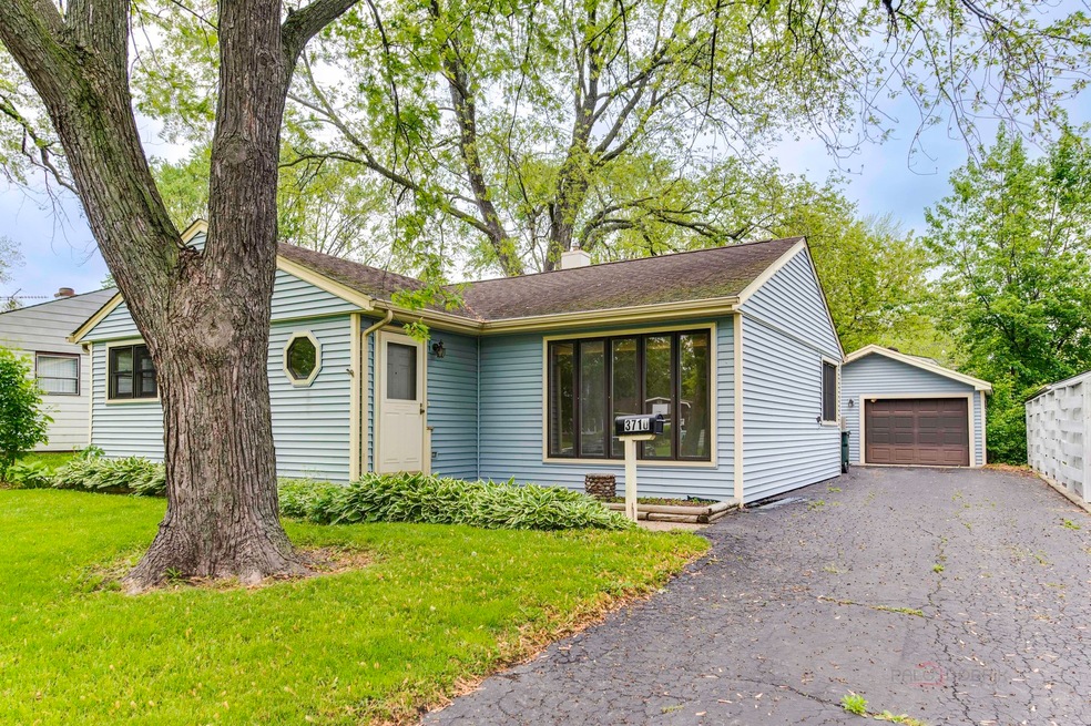 3710 Bluebird Ln, Rolling Meadows, IL 60008 - photo 1