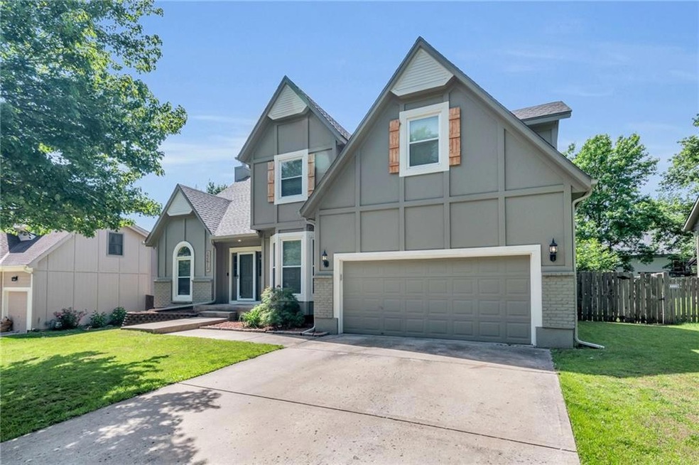 22613 W 49th St, Shawnee, KS 66226 - photo 1