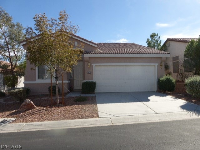 Single story home with 3 bedrooms, 2 baths, covere