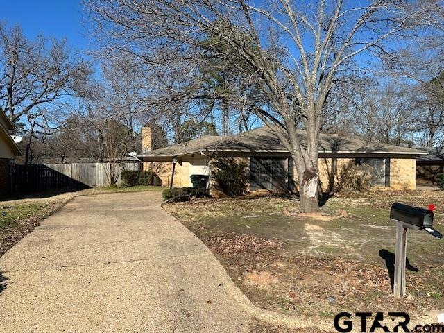 2214 Aberdeen Dr, Tyler, TX 75703 - photo 1