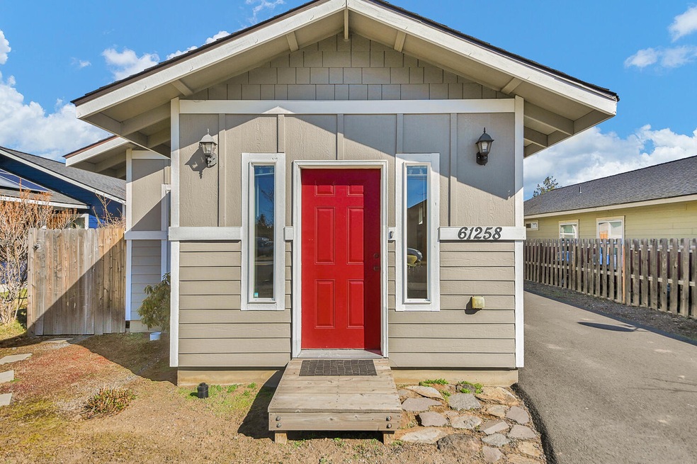 61258 Blakely Rd, Bend, OR 97702 - photo 1