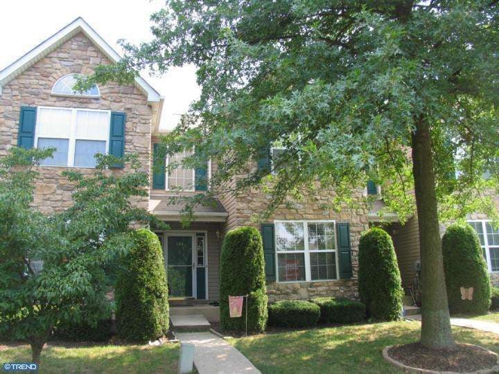 680 Doe Ct, Royersford, PA 19468 - photo 1