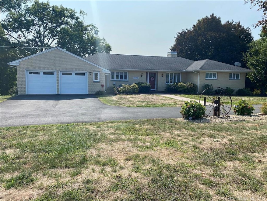 1071 Sheldon St, West Suffield, CT 06093 - photo 1