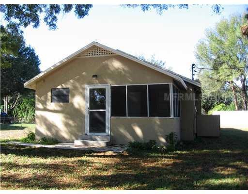 513 Maydell Dr, Tampa, FL 33619 - photo 1