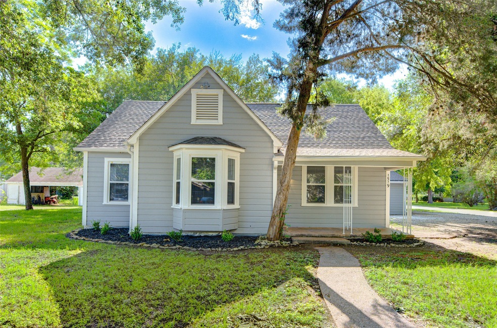 1519 7th St, Rosenberg, TX 77471 - photo 1