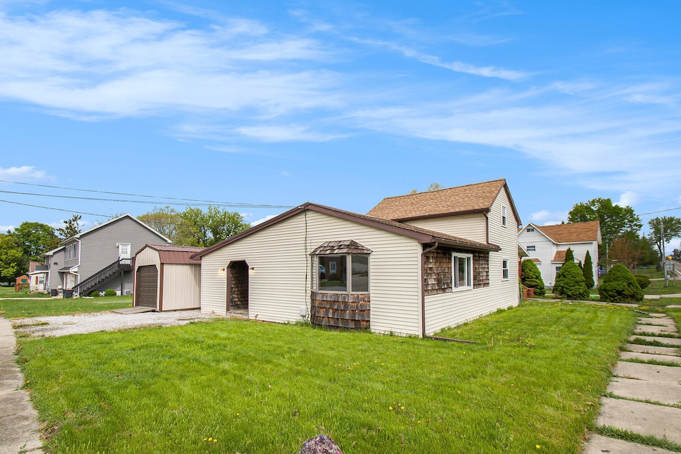 206 N Steer