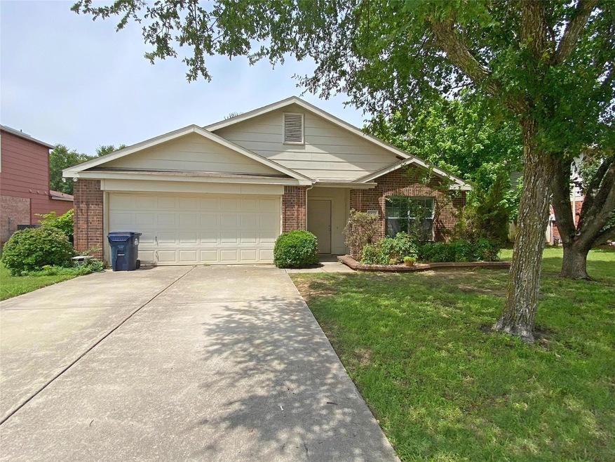 1317 Springcreek Dr, Denton, TX 76210 - photo 1