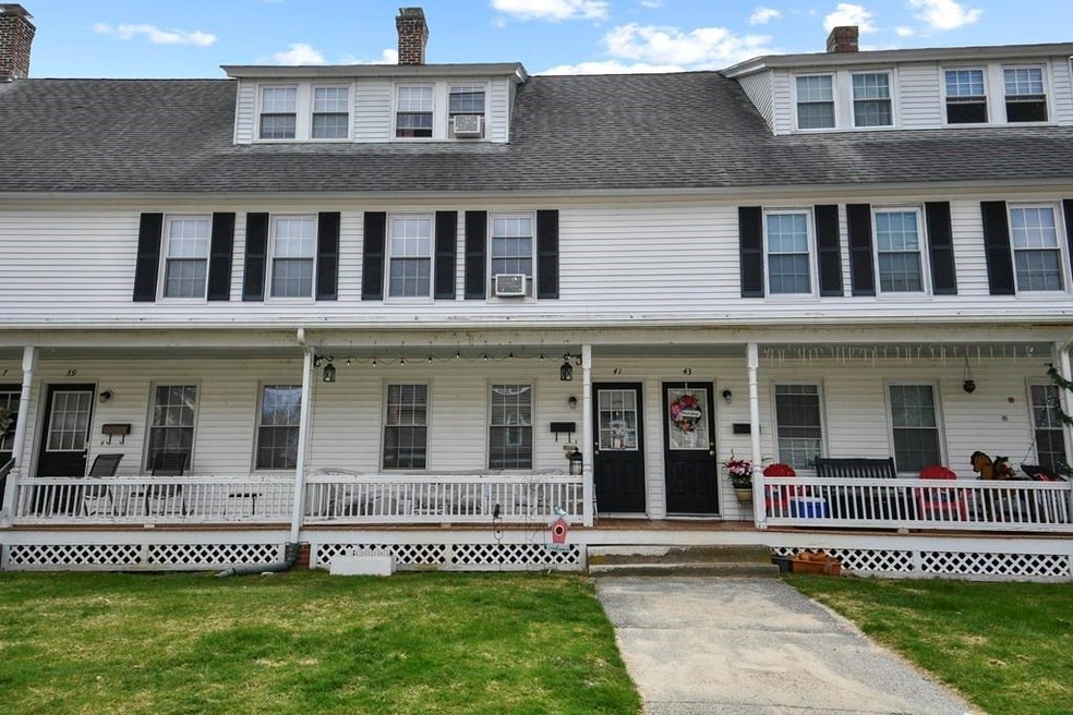 41 D St unit 41, Whitinsville, MA 01588 - photo 1