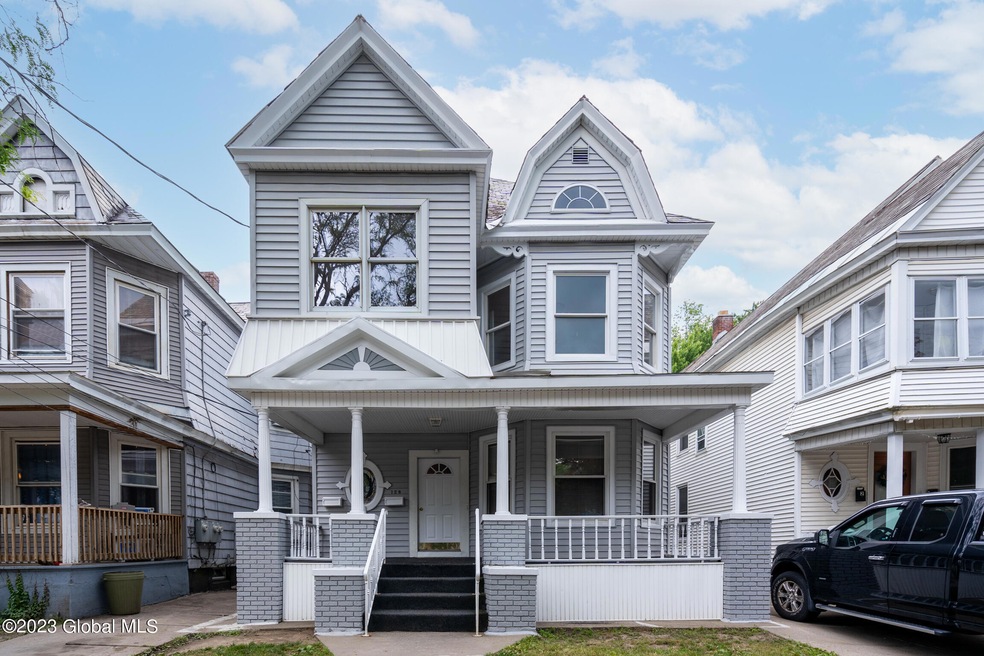 128 Park Pl-3