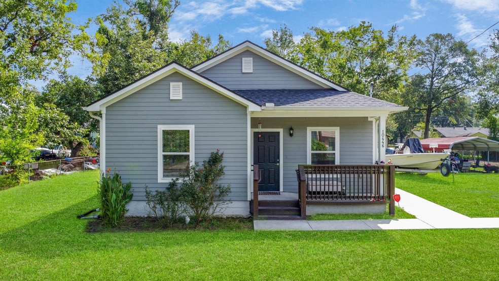 10446 Wicklowe St, Houston, TX 77016 - photo 1