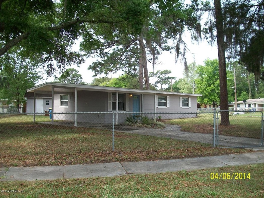 10748 Gina Dr, Jacksonville, FL 32218 - photo 1