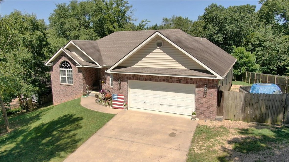 73 Overton Dr, Bella Vista, AR 72714 - photo 1