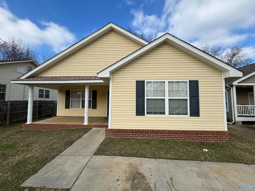 For Rent $1,400/month • Co-Listing Agent