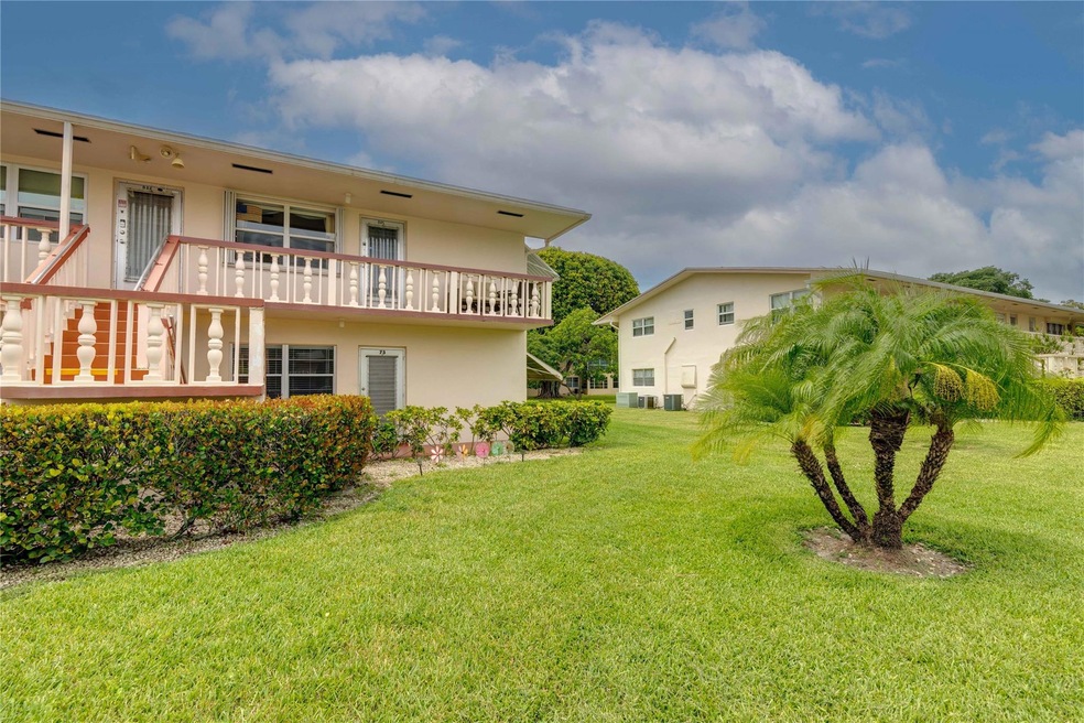 73 Norwich D unit D, West Palm Beach, FL 33417 - photo 1