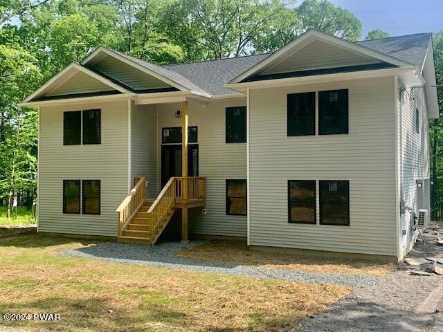 182 Hawthorne Dr, Milford, PA 18337 - photo 1