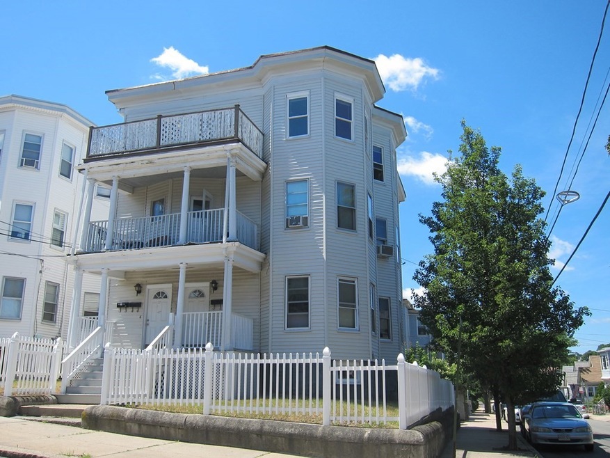 8 Bryant St unit 1, Everett, MA 02149 - photo 1